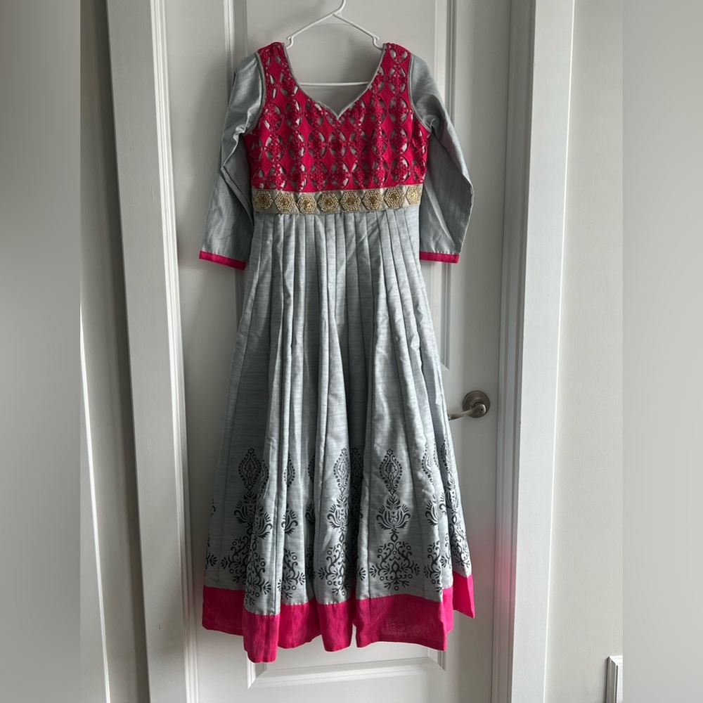 Indian / Pakistani party wear dress / kurta set
